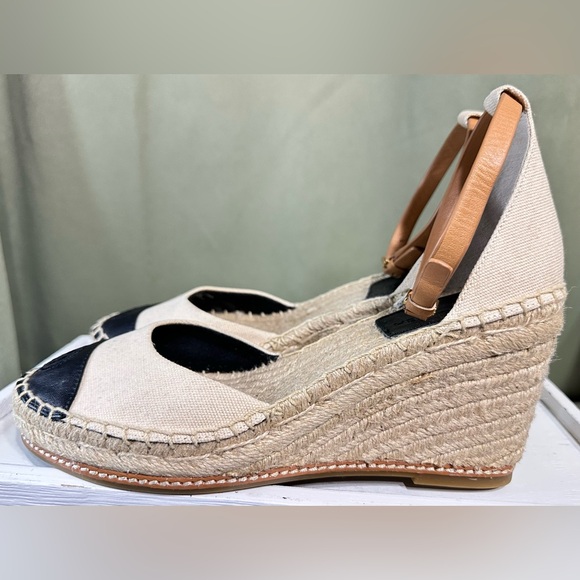 TORY BURCH Wedge Espadrille Sandal Cream & Black Size 8. - Picture 4 of 14
